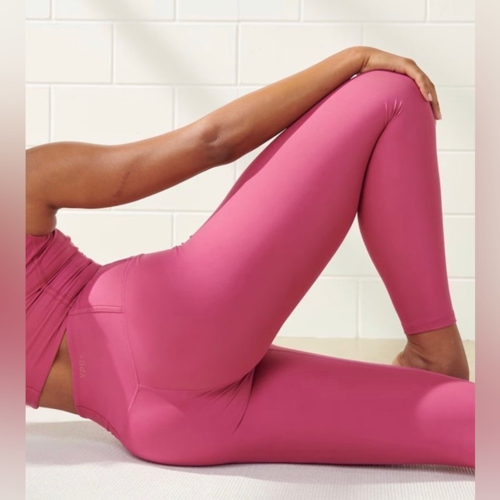 Abercrombie YPB sculptLUX Workout Set: 7/8 Length Legging & Slim Scoopneck Cami